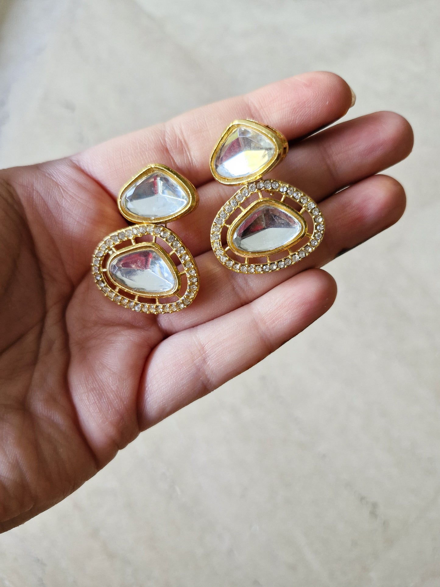 Traditional Earrings - Zehra Studs