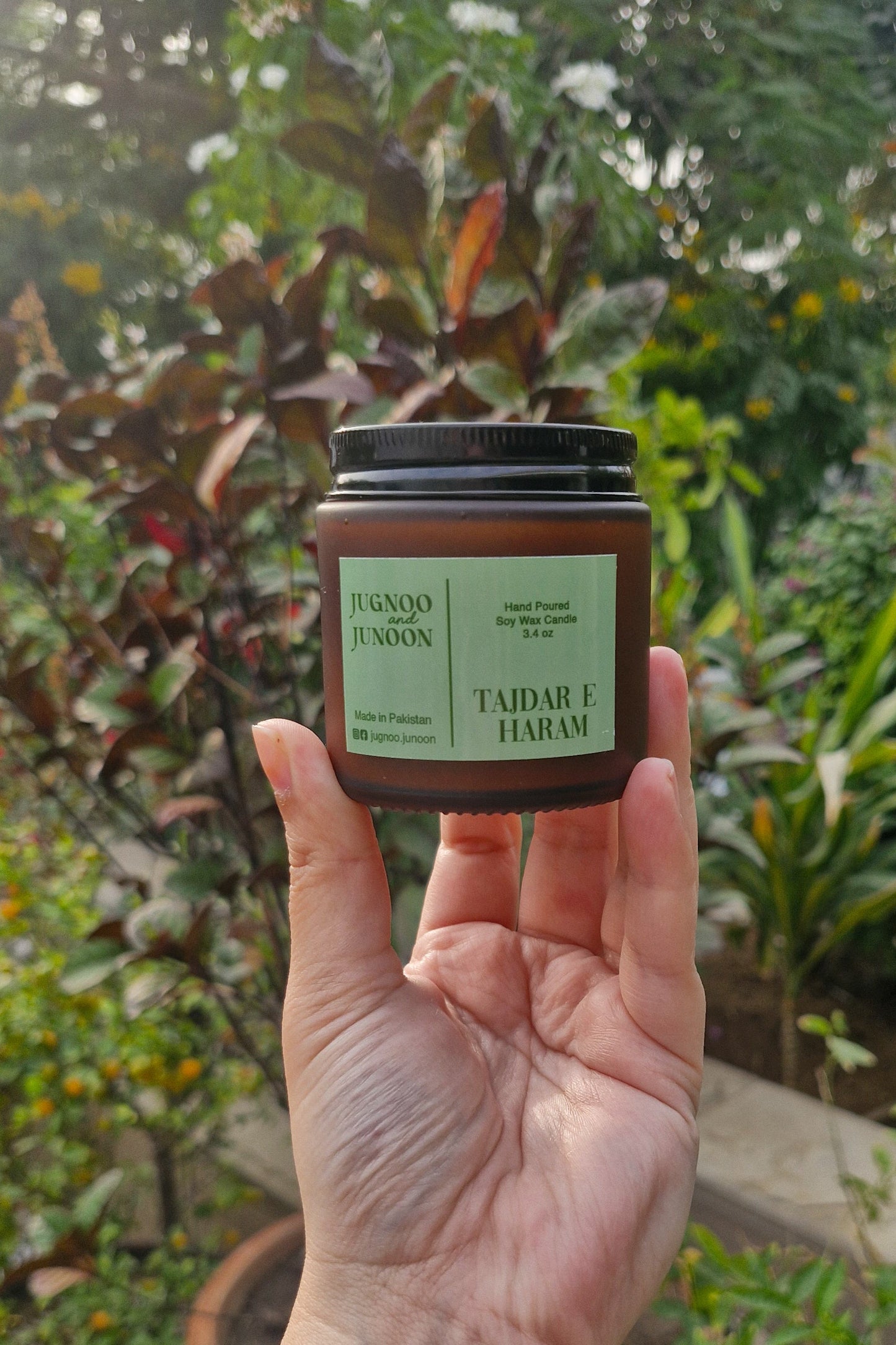 Tajdar e Haram Premium Candle